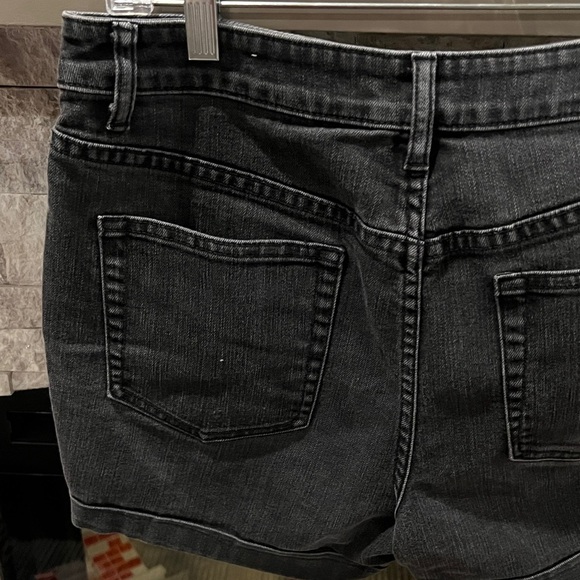 Coldwater Creek Dark Gray Jean Shorts - Picture 9 of 12
